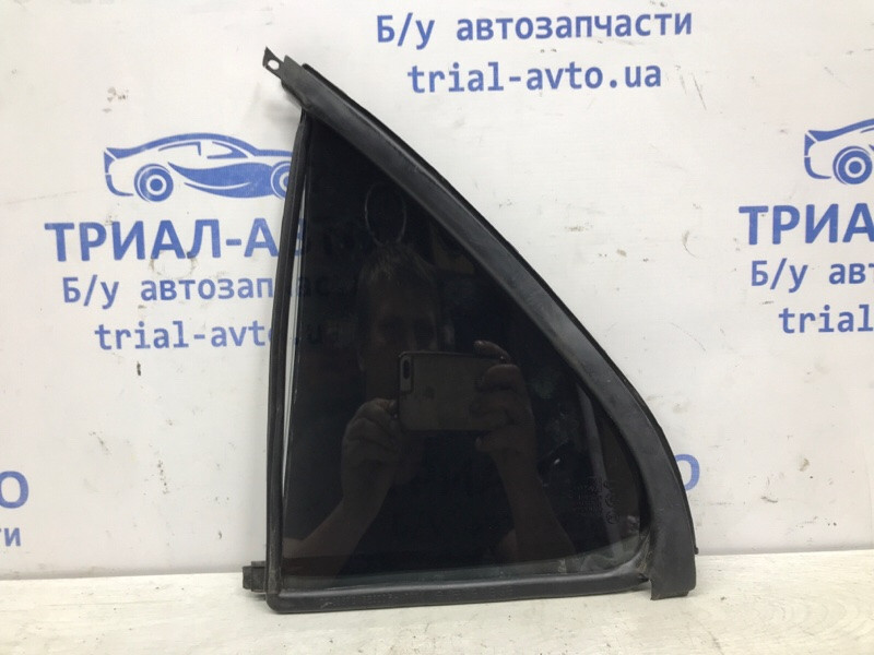 Стекло двери задней правой (форточка) Kia Sorento 2002-2011 835713E010 (Арт. 58464) Київ - зображення 3