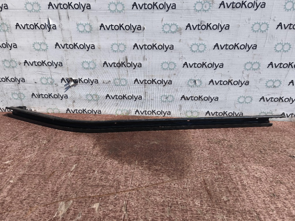 Направляющая боковой двери нижняя правая Opel Vivaro 2001-2013 (короткая база) Ковель - зображення 2