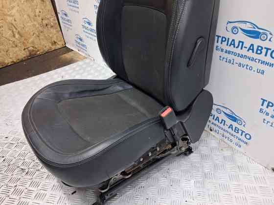 Сиденье переднее правое Kia Sportage 2010-2016 881063U050EAR (Арт. 70961) Киев