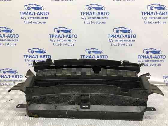 Дефлектор радиатора Ford Kuga 2011-2019 1948606 (Арт. 57228) Киев