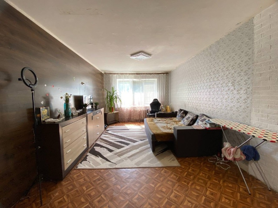 Продається велика і простора чотирикімнатна квартира в одному з найпопулярніших районів Лівого берег Кам'янське (Дніпродзержинськ) - зображення 3