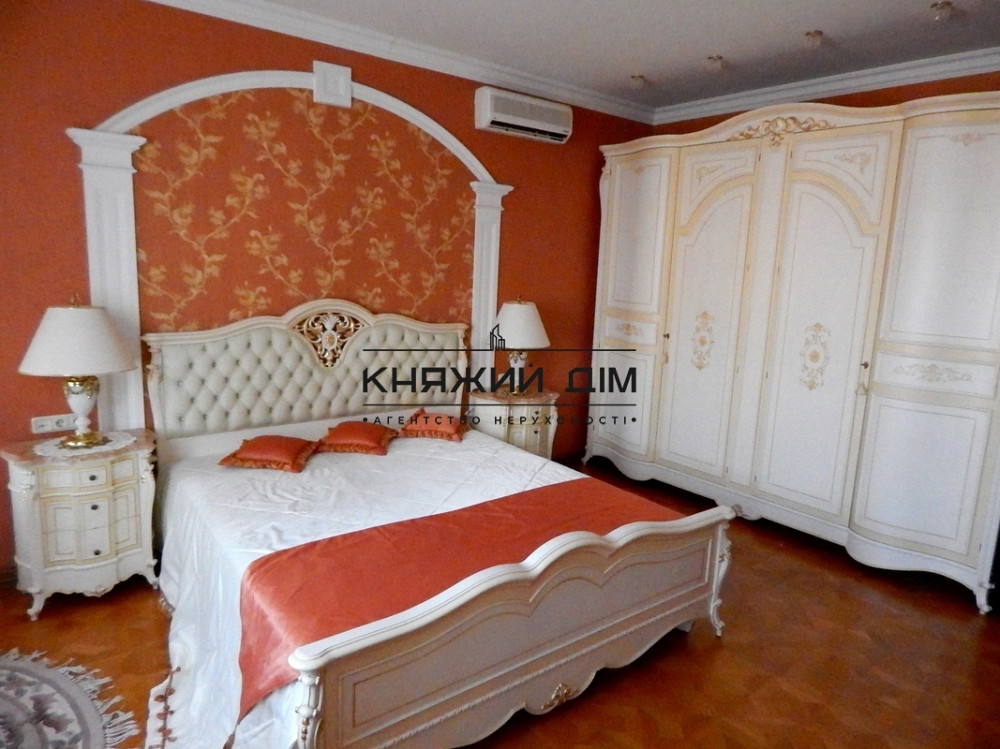 Без комісії.Оренда 3 кім. розд. на Леси Українки м. Печерська. Код : 1137909 Київ - зображення 1