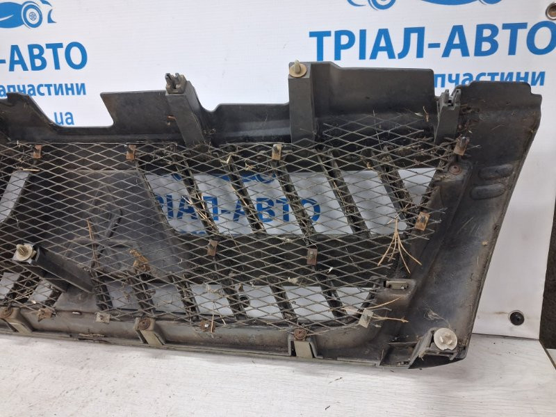 Решетка радиатора Mitsubishi Pajero Wagon 3 3.2 ДИЗЕЛЬ 4M41 1999 (б/у) Київ - зображення 6