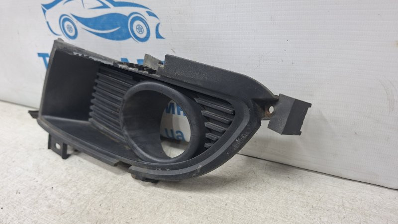 Решетка противотуманки левая Mitsubishi Lancer 9 1.6 БЕНЗИН 4G18 2003 (б/у) Київ - зображення 2