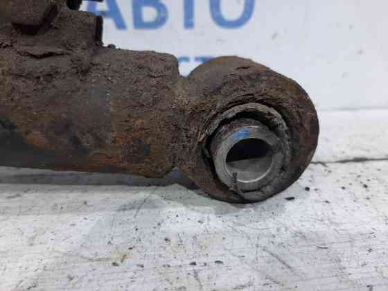 Амортизатор передний правый Mitsubishi L200 KB 2.5 ДИЗЕЛЬ 4D56U 2006 (б/у) Киев