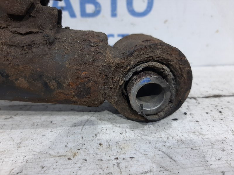 Амортизатор передний правый Mitsubishi L200 KB 2.5 ДИЗЕЛЬ 4D56U 2006 (б/у) Київ - зображення 2