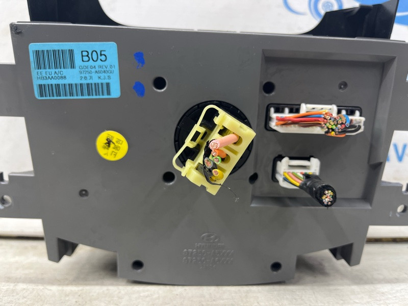 Блок управления кондиционером Hyundai I30 GD 1.6 DIESEL D4FB 2011 (б/у) Киев - изображение 5