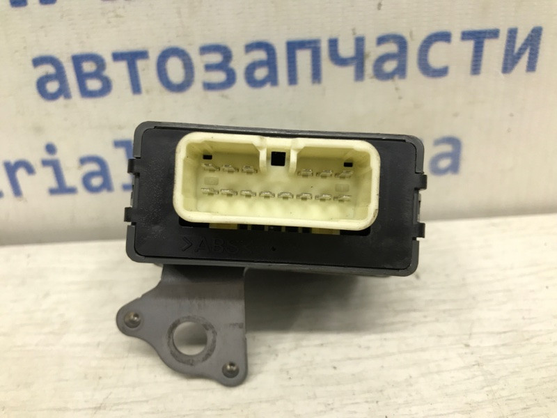 Блок управления центральным замком Toyota Avensis T27 1.8 БЕНЗИН 2ZRFAE 2009 (б/у) Київ - зображення 2