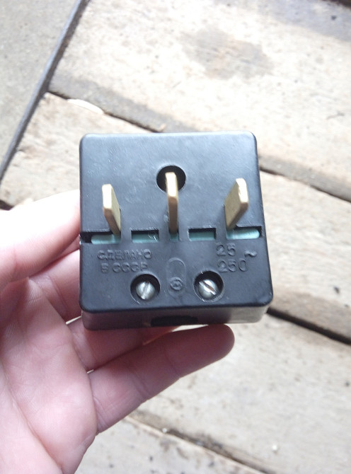 Вилки электрические, промышленные Вилки ВШ-П-20-25/220У4, промышленные, Харків - зображення 1