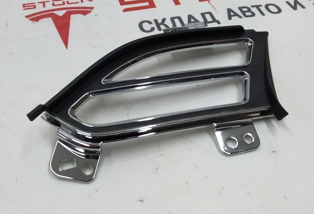 Накладка воздуховода центральной панели хром(зеркало) (водительская левая) Tesla model X S REST 1061 Київ - зображення 2