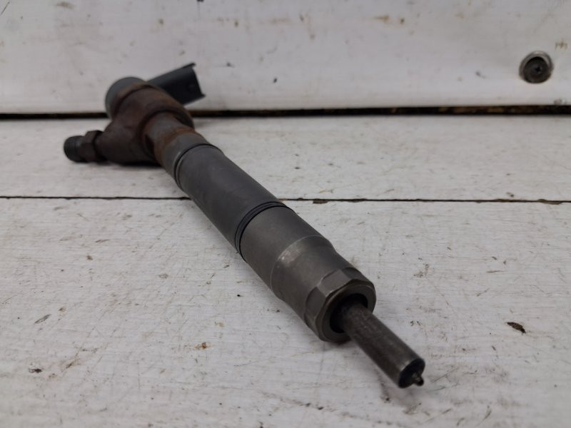 Форсунка топливная Kia Sorento BL 2.5 DIESEL D4CB 2002 (б/у) Київ - зображення 2