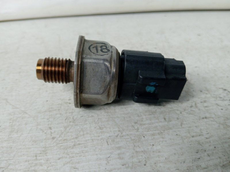 Датчик давления топлива в рейке Mitsubishi Pajero Wagon 4 3.2 ДИЗЕЛЬ 4M41 2006 (б/у) Київ - зображення 3