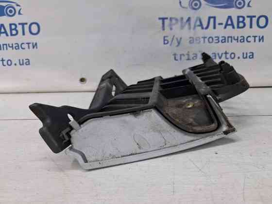 Решетка радиатора Mitsubishi Outlander CU 2.4 БЕНЗИН 4G69 2003 лев. (б/у) Киев