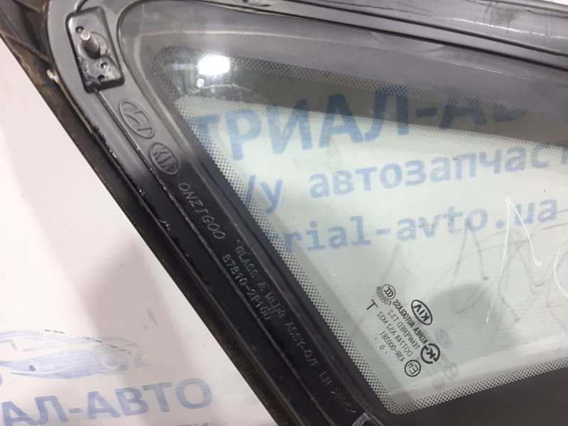 Стекло двери задней левой (форточка) Kia Sorento XM 2.0 DIESEL 2009 (б/у) Київ - зображення 3