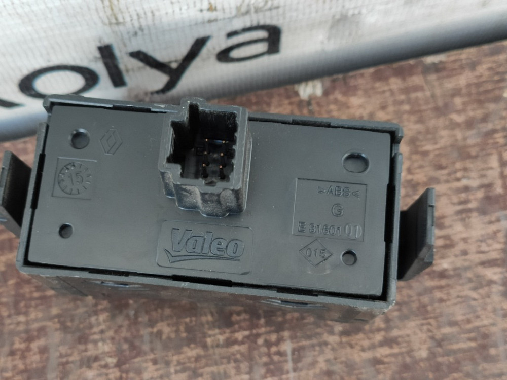 Кнопка аварийки Renault Trafic III 2014-2021 (252100622R) Ковель - изображение 4