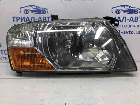 Фара правая галоген Mitsubishi Pajero Wagon 3 3.2 ДИЗЕЛЬ 4M41 1999 (б/у) Київ