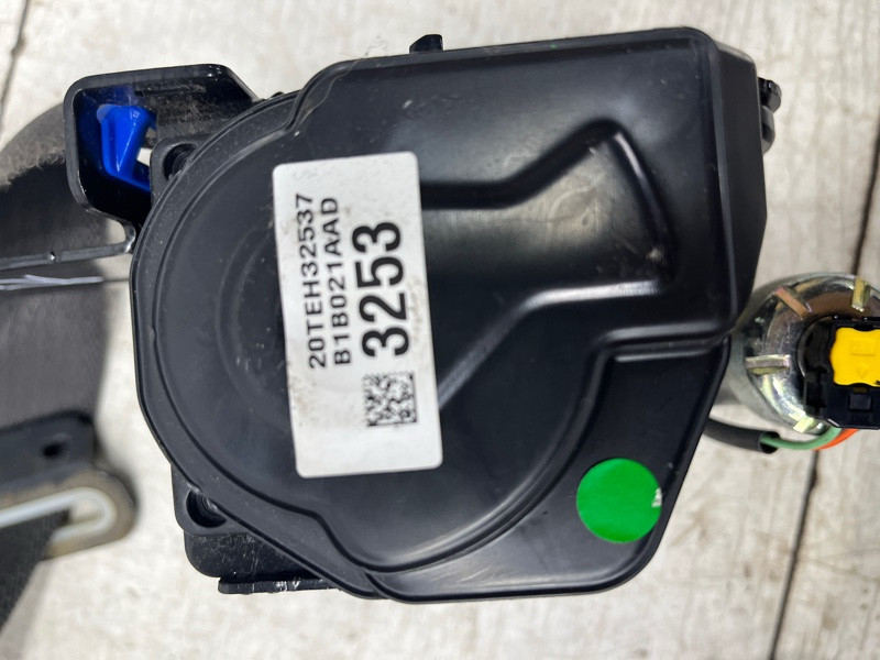 Ремень безопасности передний правый Chevrolet Captiva C140 2.2 DIESEL Z22D1 2006 (б/у) Київ - зображення 5