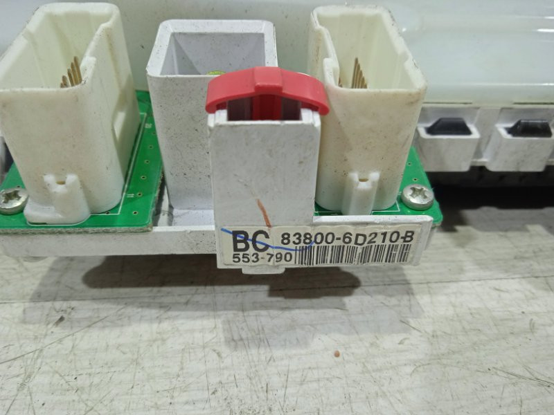 Приборная панель Toyota Prado J120 3.0 DIESEL 1KDFTV 2002 (б/у) Киев - изображение 2