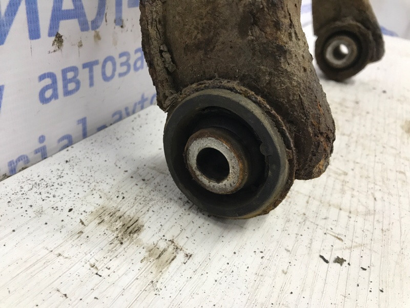 Рычаг передний верхний левый Mitsubishi L200 KB 2.5 ДИЗЕЛЬ 4D56U 2006 (б/у) Київ - зображення 2