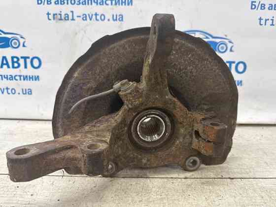 Кулак поворотный правый со ступицей Mitsubishi Outlander XL 2.4 БЕНЗИН 4B12 2007 (б/у) Киев