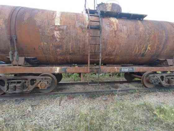 Продаж залізничних цистерн Кам'янське (Дніпродзержинськ)