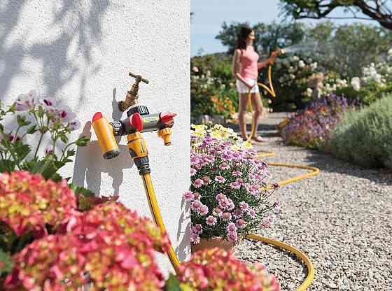 Разделитель потоков HoZelock 2250 двухпутевой с краном Flowmax Киев