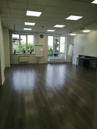 Поділ,вул Костянтинівська 75, офіс 90 Київ