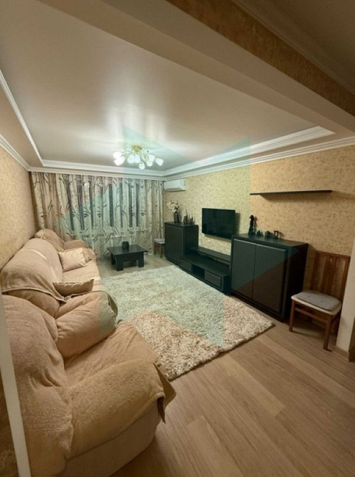 Здам 3-к.кв., 5/9, ж/м Перемога-6, проспект Героїв, 46 Днепр - изображение 1
