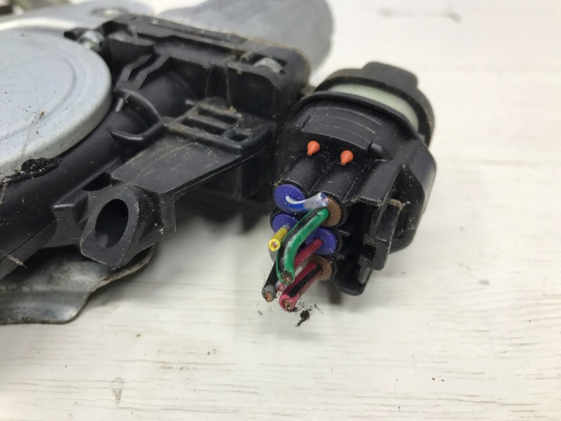 Стеклоподъемник передний левый Mitsubishi L200 KB 2.5 ДИЗЕЛЬ 4D56U 2006 (б/у) Київ - зображення 3