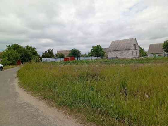 Бровари. Княжичи. Продам 8,5сот+8,5сот під забудову, заможні сусіди, ліс Бровары