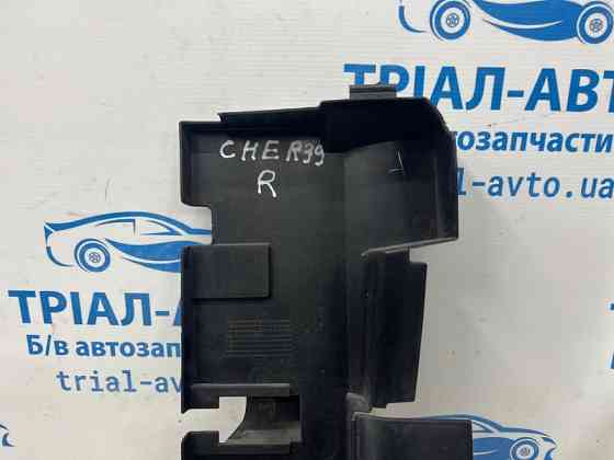 Дефлектор радиатора правый Jeep Cherokee KL 2.4 БЕНЗИН ED6 2013 (б/у) Киев