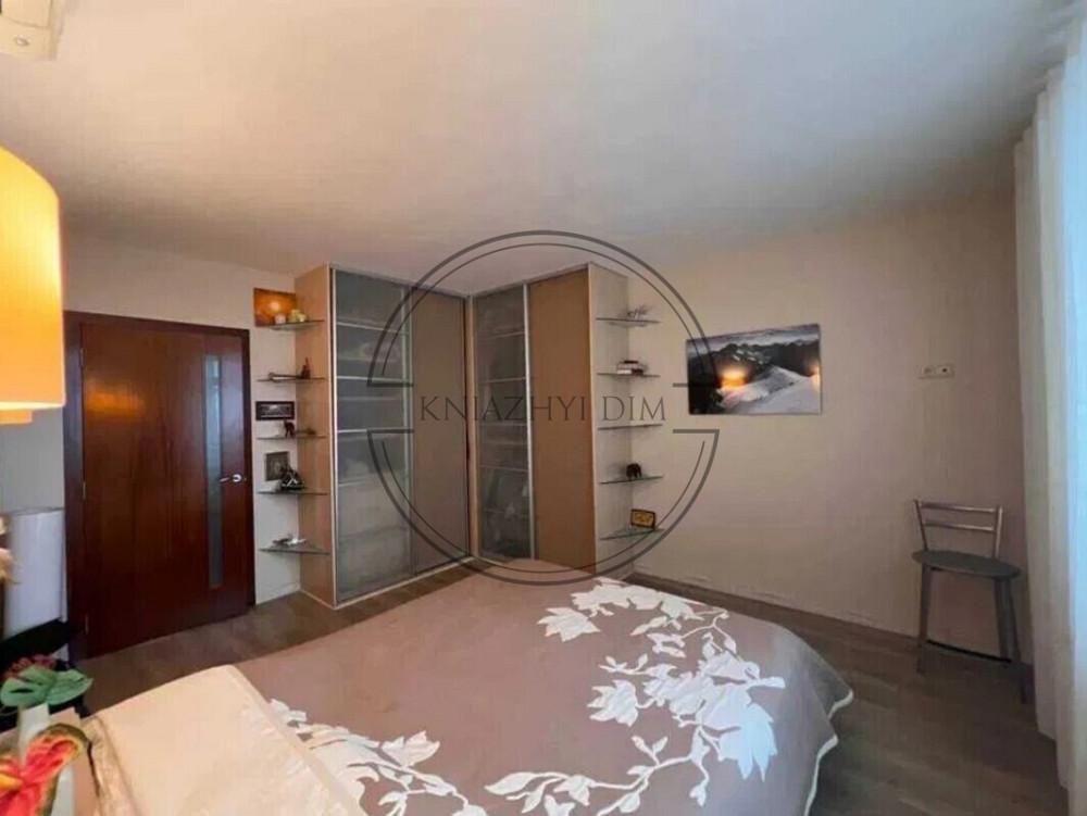 Продаж 3-кімнатної квартири студіо з паркомісцем в підземному паркінгу, метро Осокорки 3 хв.пішки. № Київ - зображення 6