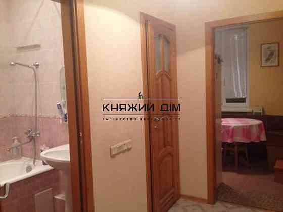 Світла, комфортна 2-х кімнатна роздільна . Кв. ст. м. Кловська. № 11146529 Київ