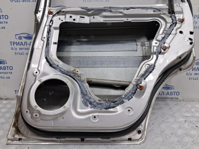 Дверь задняя правая Hyundai Tucson JM 2.0 DIESEL D4EA 2004 (б/у) Київ - зображення 10