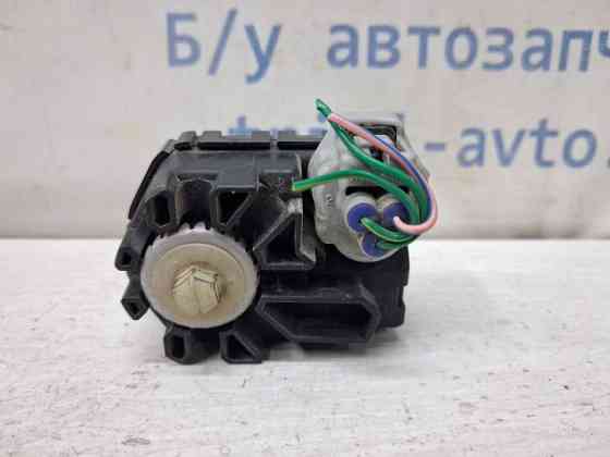 Корректор фар Toyota Avensis 2002-2010 8566122020 (Арт. 81872) Киев