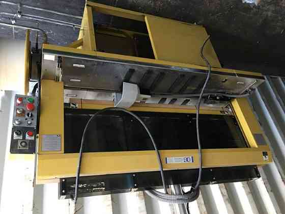 Лінія упаковки в термозбіжну плівку фірми BVM Киев