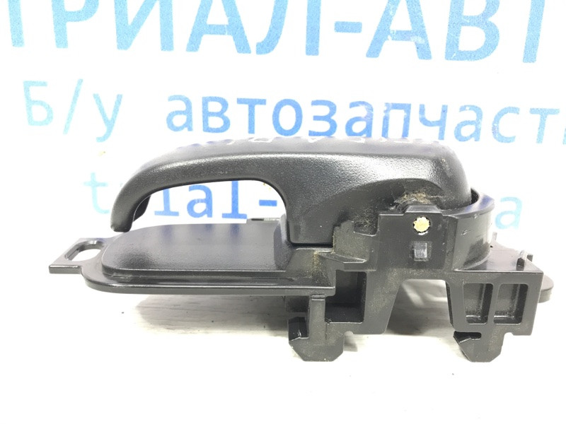 Ручка двери внутренняя левая Nissan Tiida 2004-2014 80671EM00A (Арт. 39573) Київ - зображення 2