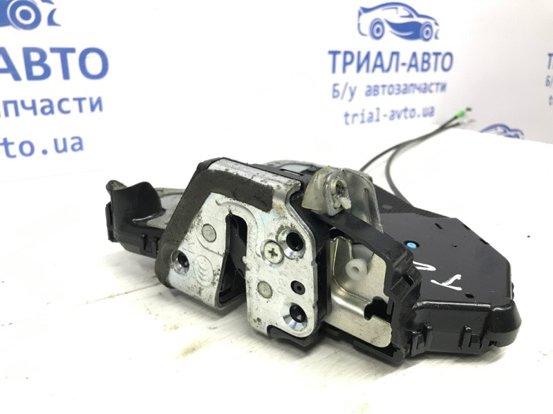 Замок двери передний правый Toyota Avensis T25 1.8 БЕНЗИН 1ZZFE 2002 (б/у) Киев - изображение 5