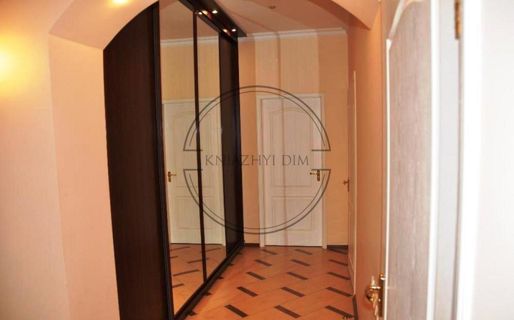 Без комісії! Простора, видова 3-х к. кв. м. Палац Україна. № 21104018 Киев - изображение 7