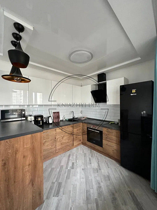 Є Генератор! Оренда 3-х к. квартири студіо в ЖК Патріотика Осокорки/Позняки. № 11202772 Киев - изображение 1