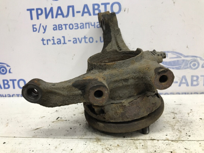 Кулак поворотный левый со ступицей Kia Ceed ED 1.6 DIESEL D4FB 2006 (б/у) Київ - зображення 3