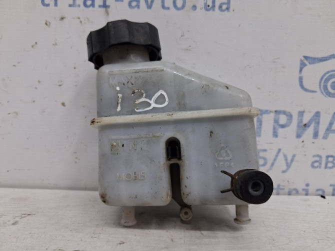 Бачок главного тормозного цилиндра Hyundai I30 FD 1.6 DIESEL D4FB 2007 (б/у) Київ - зображення 2