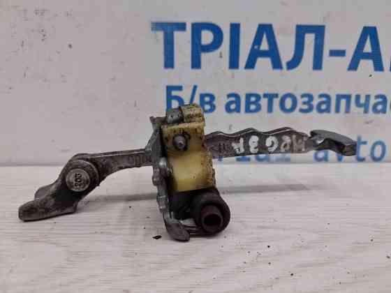 Ограничитель двери задний правый Renault Megane 2008-2016 824306303R (Арт. 76343) Киев