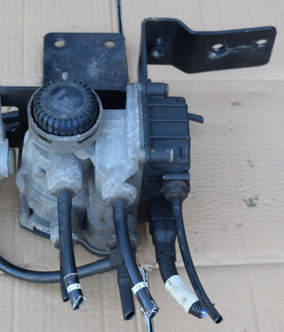 1747137 Кран управления тормозами прицепа DAF XF 106 Euro 6 4802040310 Львов - изображение 1