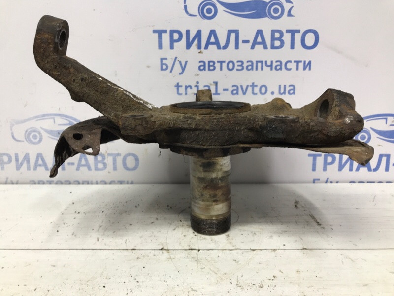 Кулак поворотный левый без ступицы Mitsubishi Pajero Sport K9 2.5 DIESEL 4D56 1996 (б/у) Київ - зображення 2