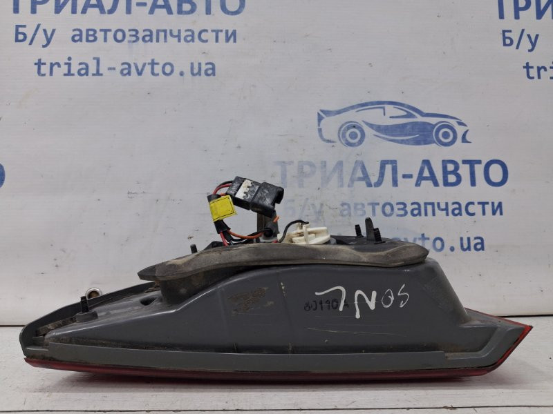 Фонарь задний внутренний левый Hyundai Sonata NF 2.4 БЕНЗИН G4KC 2004 (б/у) Киев - изображение 6