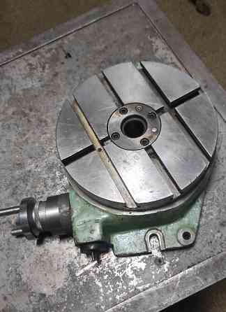 Поворотний стіл для фрезерування Київ