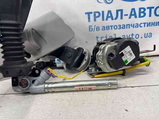 Ремень безопасности передний правый Kia Sportage QL 1.7 DIESEL D4FD 2015 (б/у) Київ