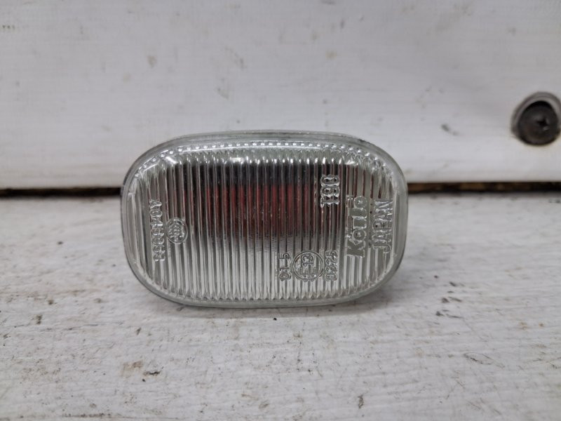 Повторитель поворотника Toyota Avensis 2002-2010 8173005041 (Арт. 71287) Київ - зображення 1