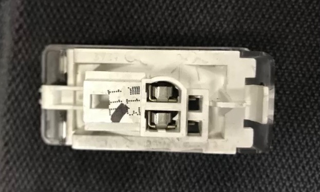 Бу плафон подсветки багажного отсека Renault Megane 3, 8200418356 . Оригинал Кропивницкий - изображение 2